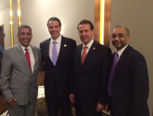 con Gobernador NYC