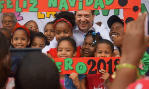 “Navidad no debe ser utilizada para demostraciones populistas, sino para rescatar valores familiares”